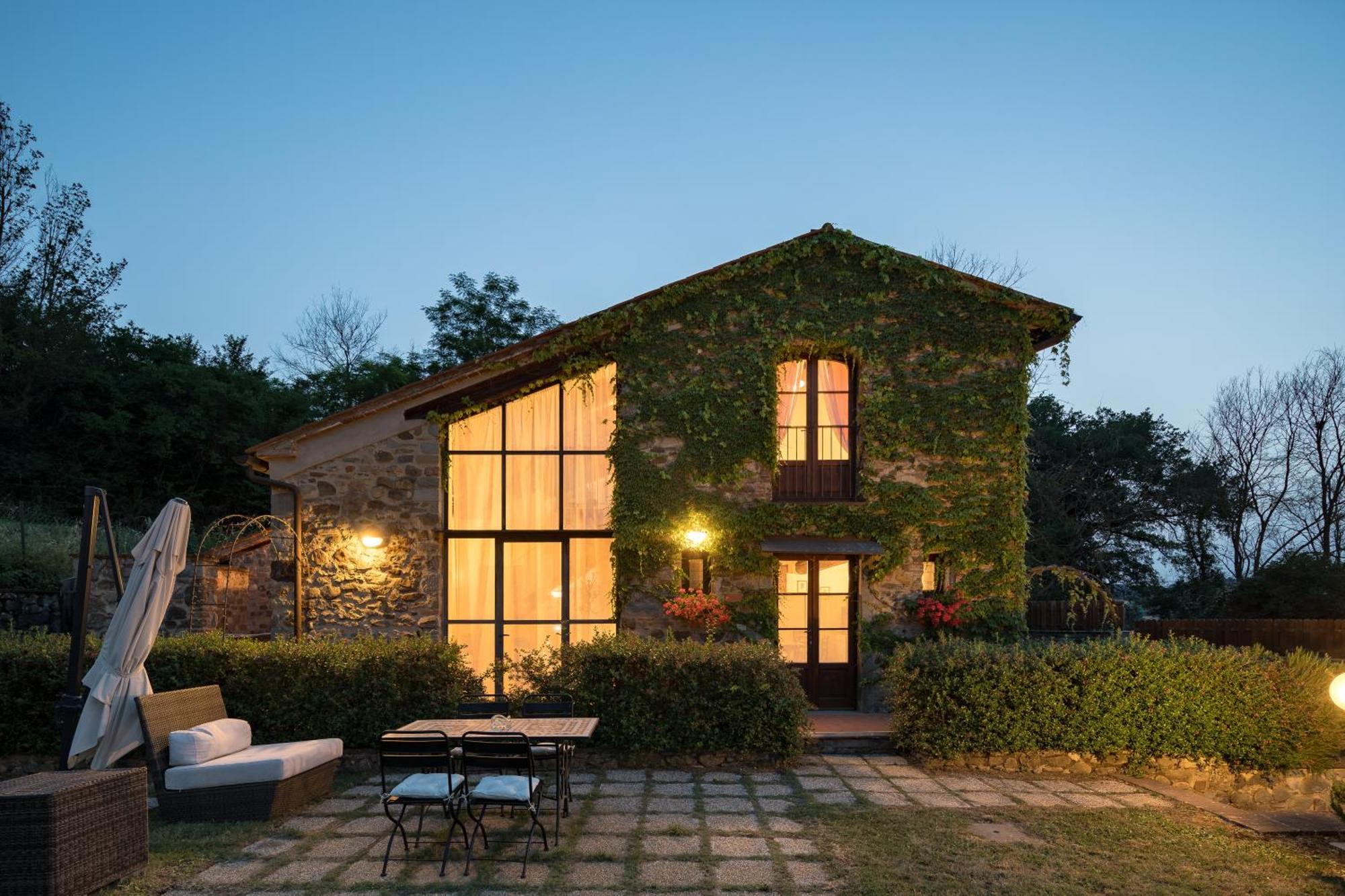 Borgo Santa Maria In Valle Laterina Exterior photo