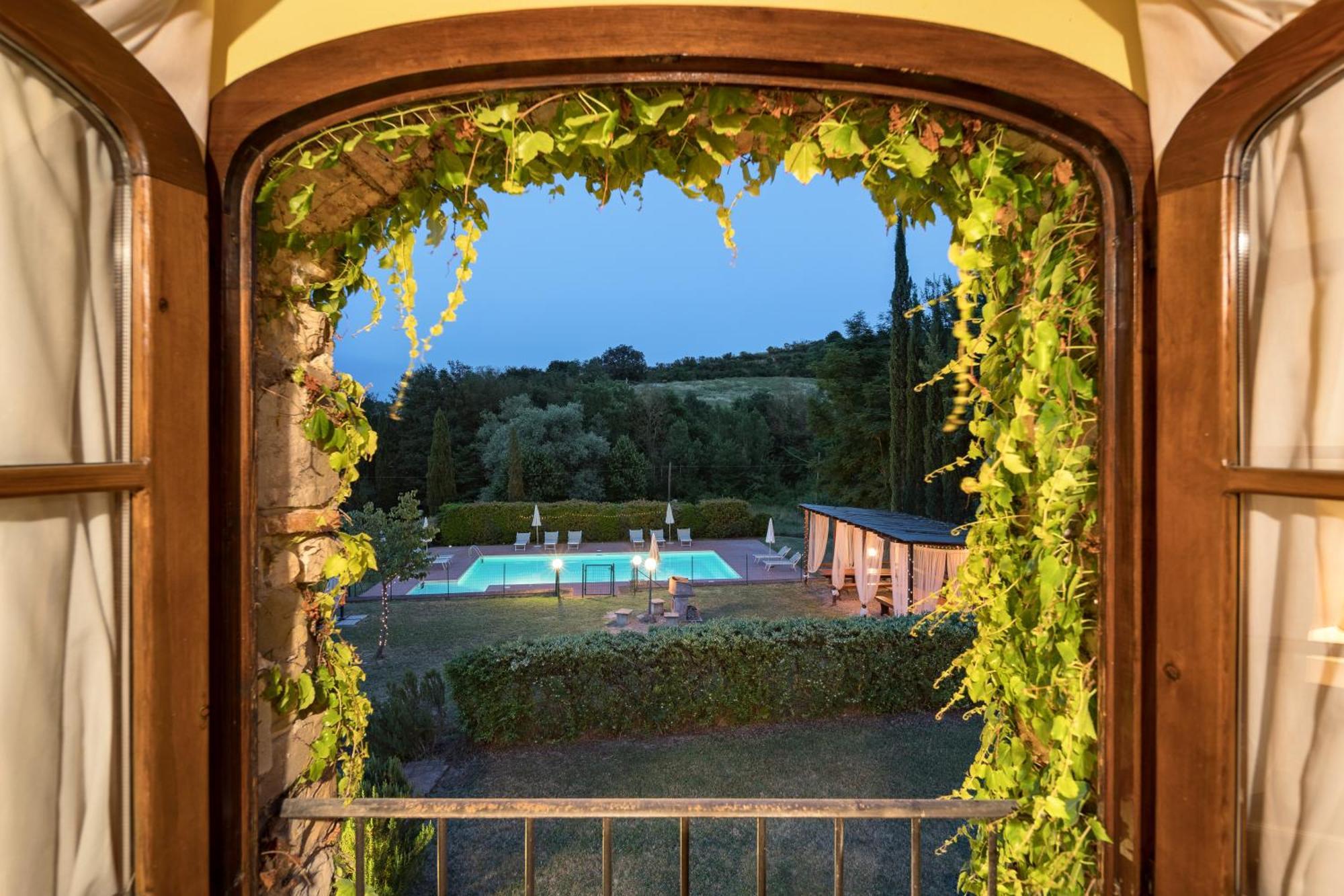 Borgo Santa Maria In Valle Laterina Exterior photo