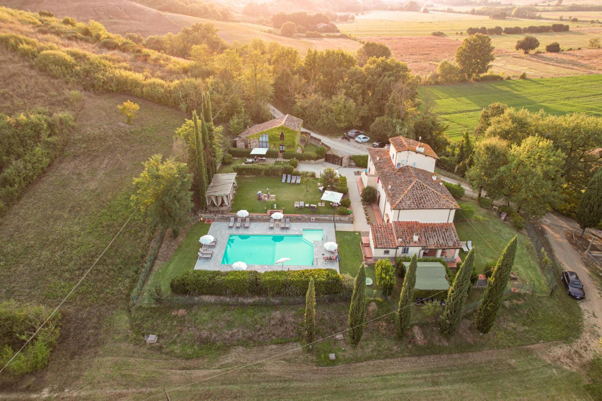 Borgo Santa Maria In Valle Laterina Exterior photo