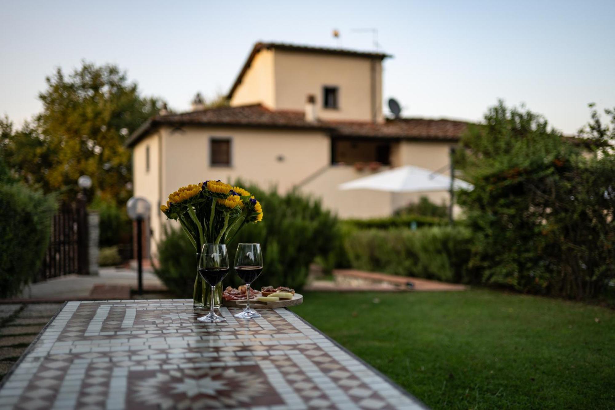 Borgo Santa Maria In Valle Laterina Exterior photo