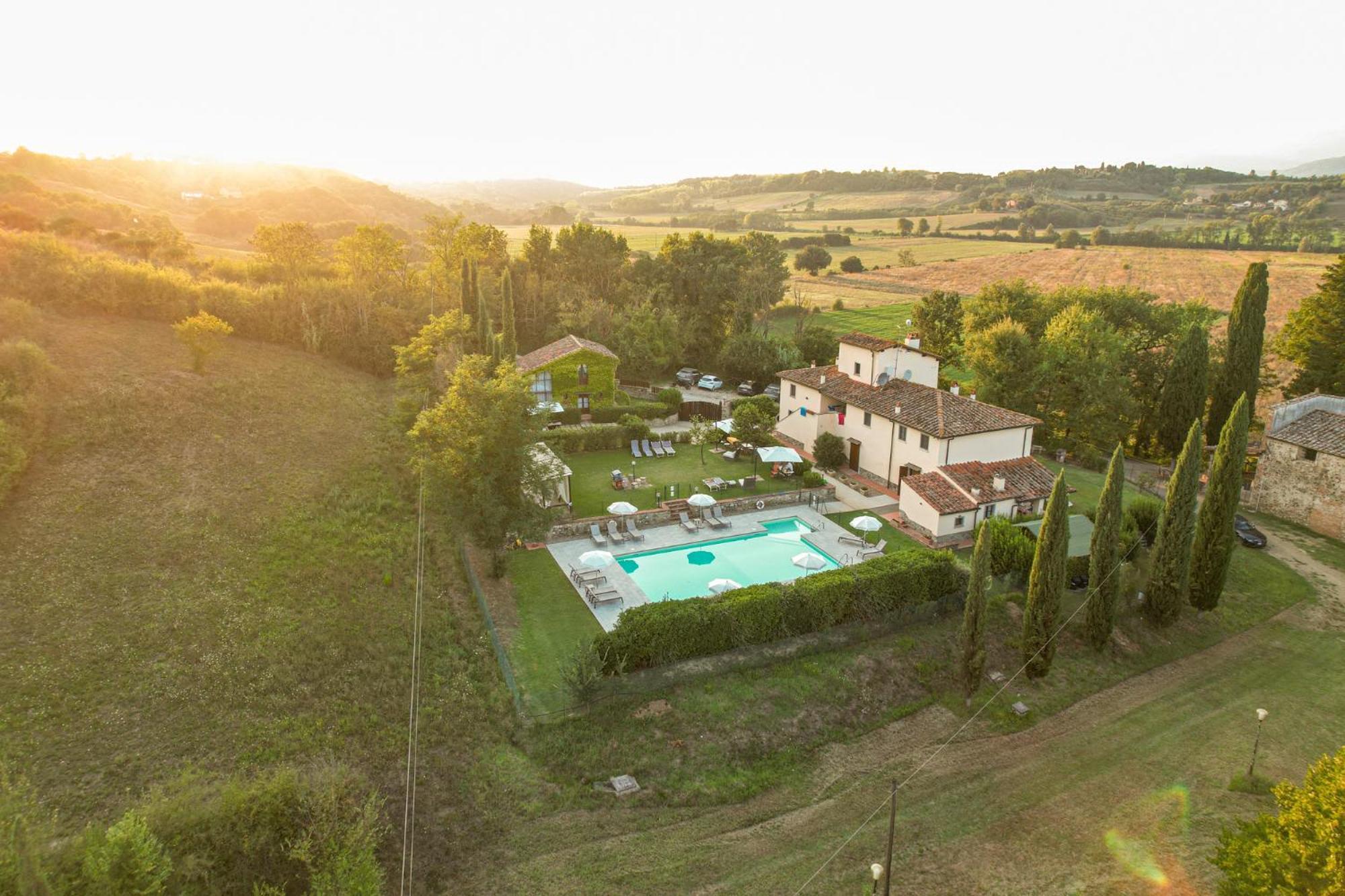 Borgo Santa Maria In Valle Laterina Exterior photo