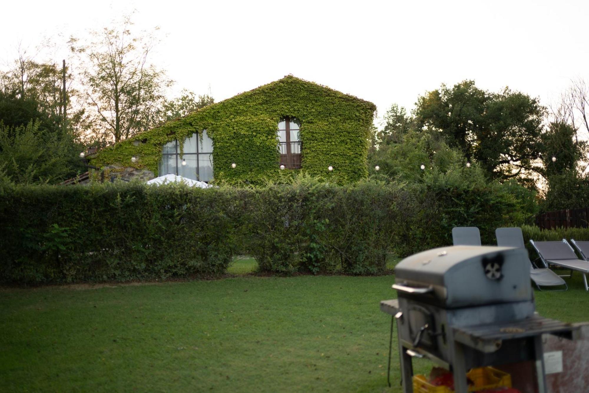 Borgo Santa Maria In Valle Laterina Exterior photo