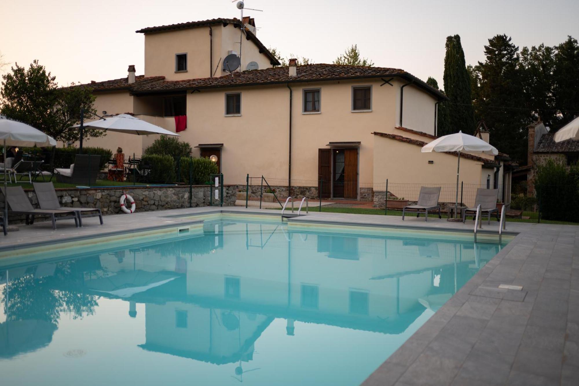 Borgo Santa Maria In Valle Laterina Exterior photo