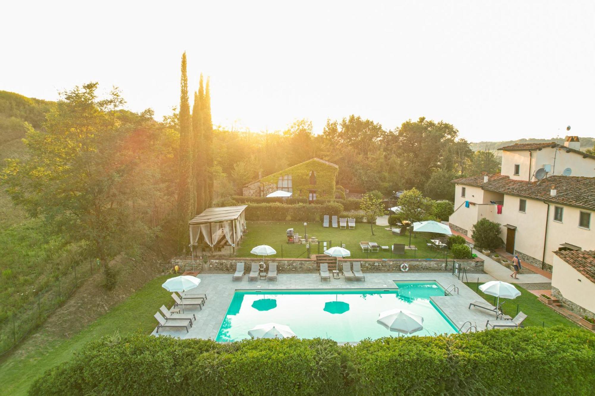 Borgo Santa Maria In Valle Laterina Exterior photo